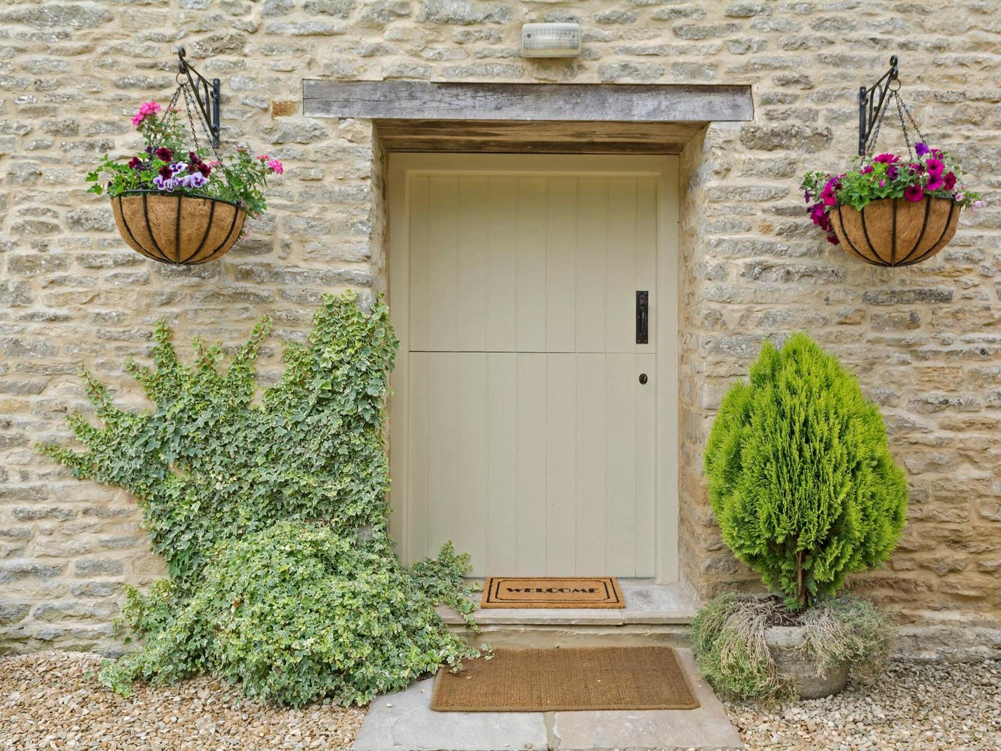 Flowers Barn Villa Daglingworth Exterior foto