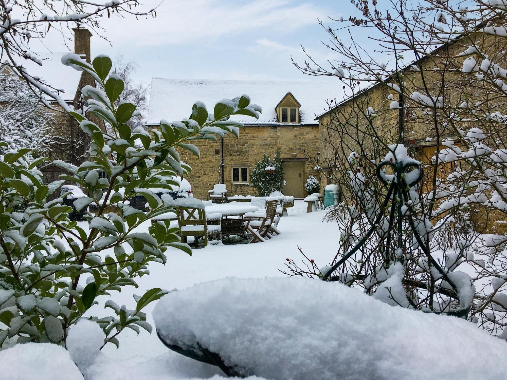 Flowers Barn Villa Daglingworth Exterior foto